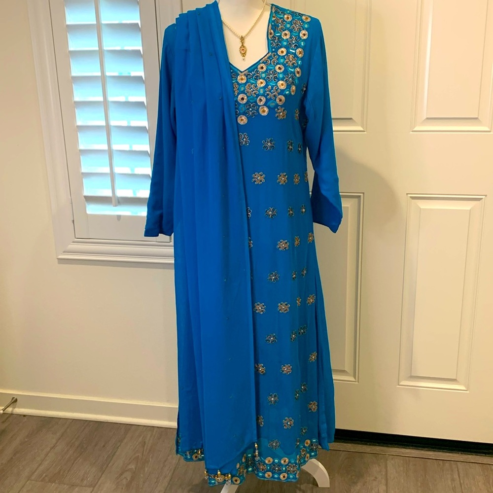 Indian 3-piece kurta/shalwar/dupatta rayon embroidered suit deep turquoise M